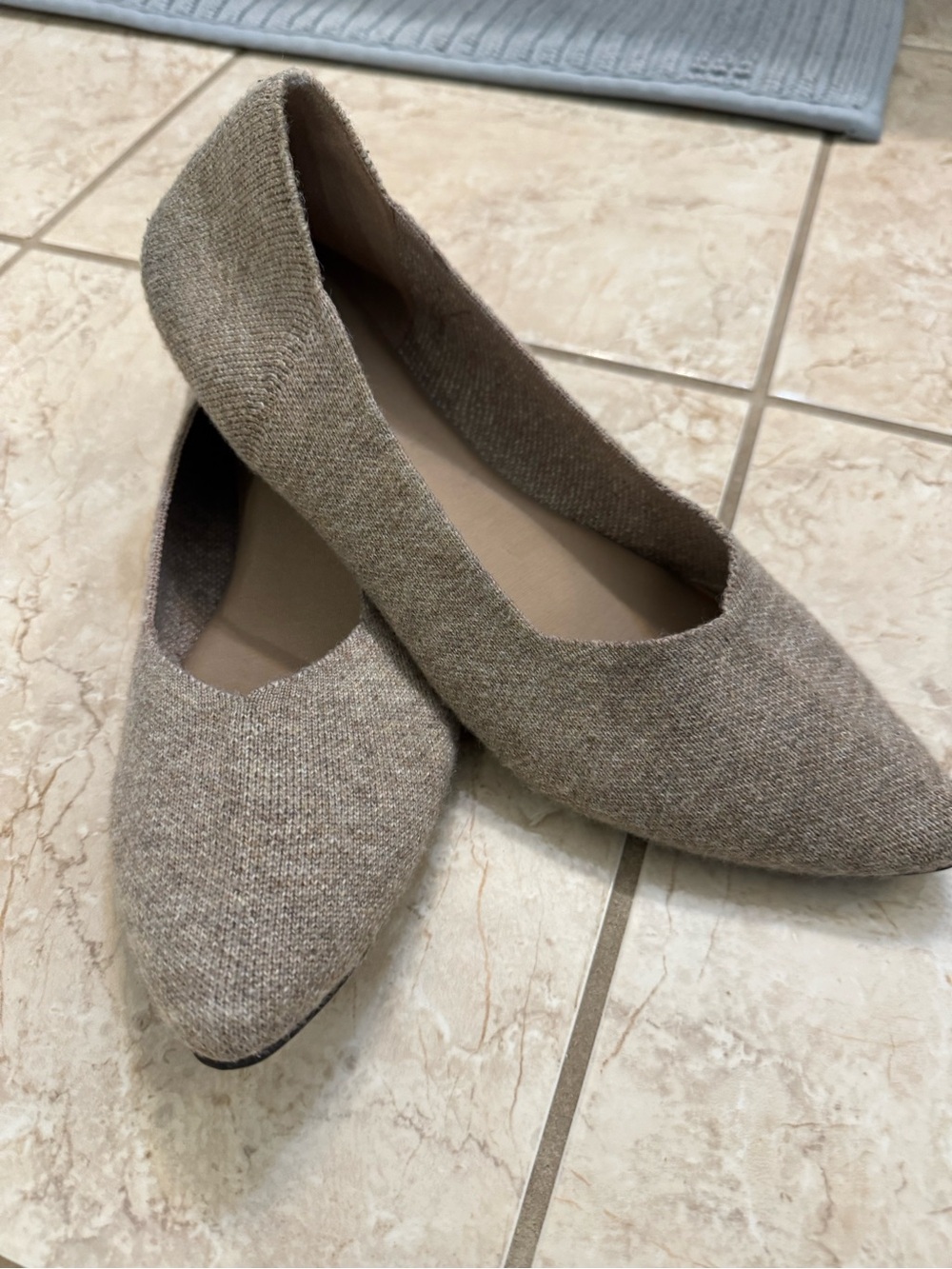 MIA Women's Pointed Toe Knit Flats in Taupe
